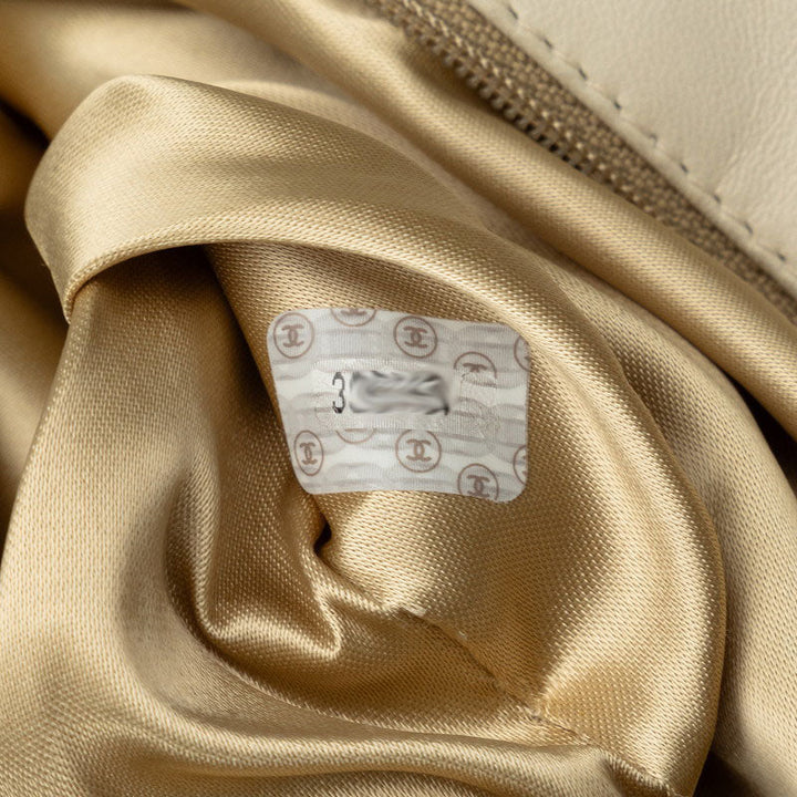 Top Quality Chanel Decamatrace Strip Cocomark Chain Shoulder Bag Pink White Cotton Lady Top Quality Chanel [More]