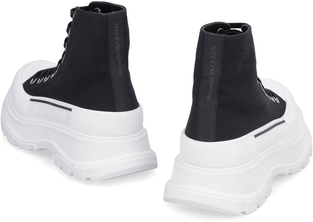 'TREAD SLICK' BOOTS