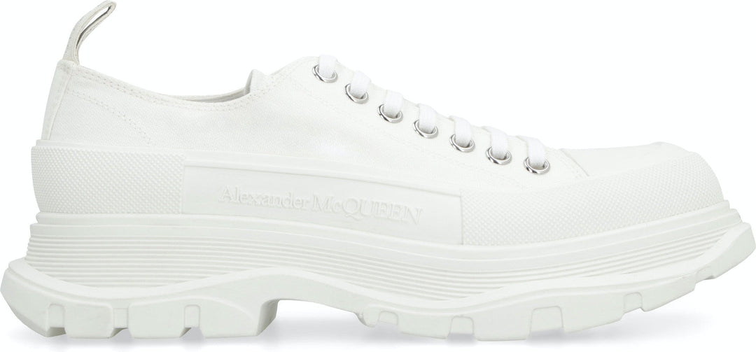 TREAD SLICK SNEAKERS