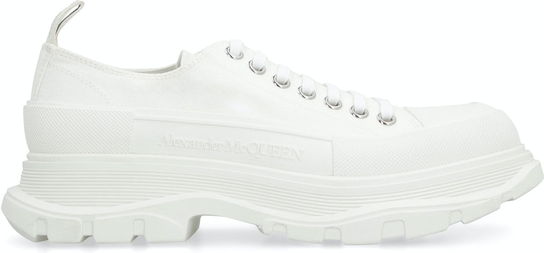 TREAD SLICK SNEAKERS