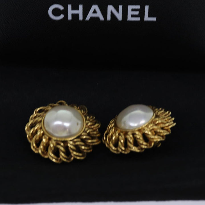 Top Quality Chanel COCO Mark Earring metal Gold CC Auth 70878
