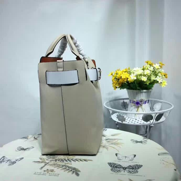 Burberry Bags - BG Bags - 1081