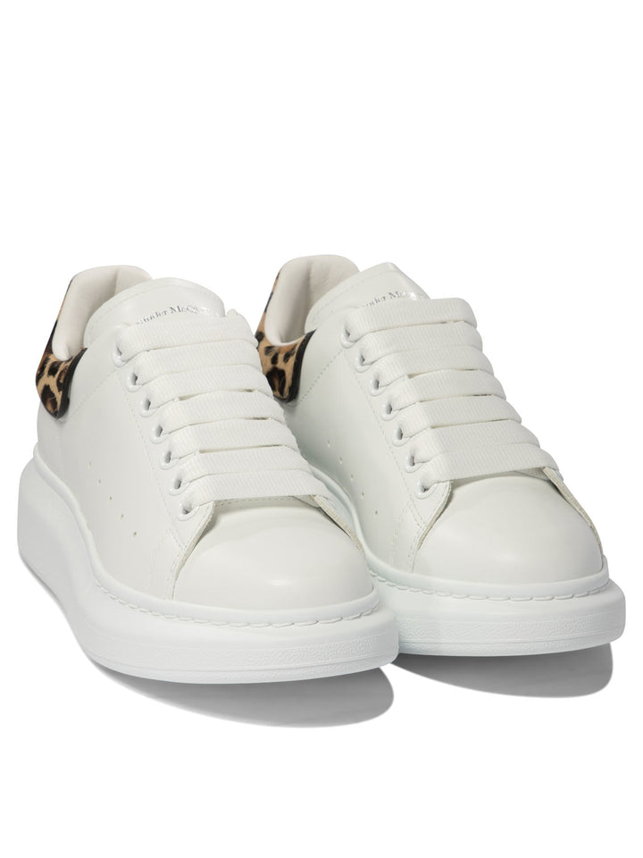 "LARRY OVERSIZE" SNEAKERS
