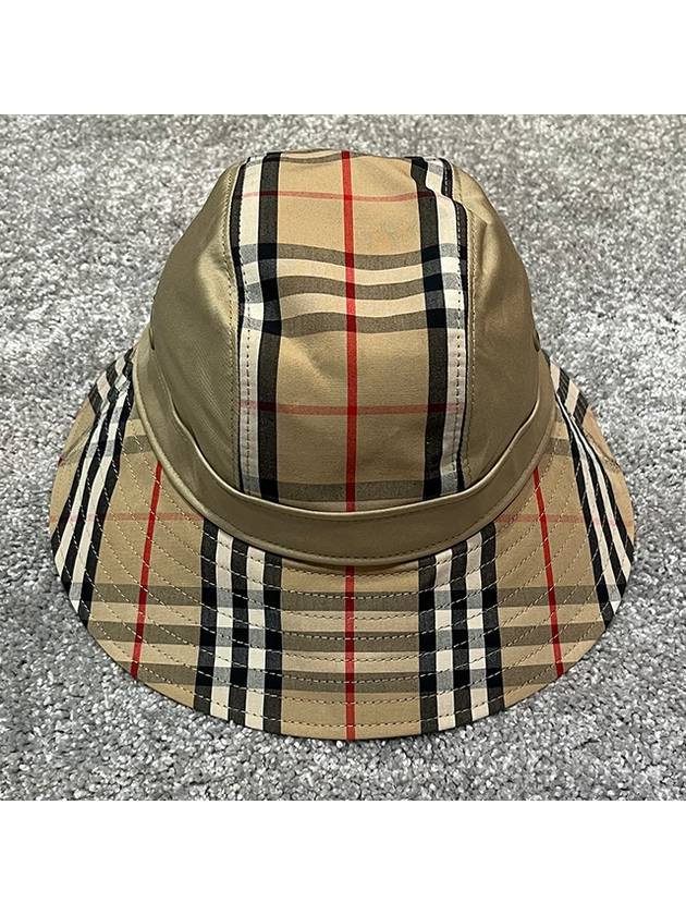 Burberry Check Pattern Bucket Hat Beige
