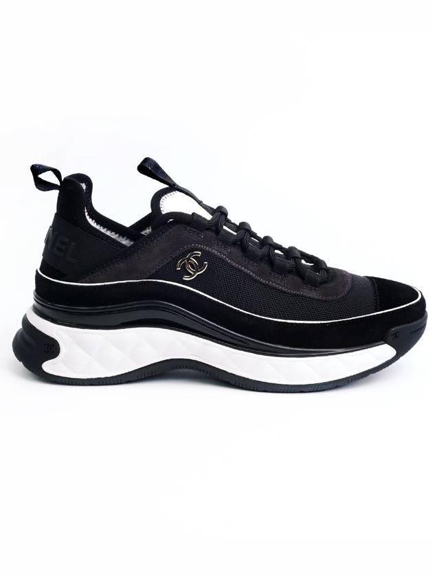 Mixed Fibers Fabric Suede Calfskin Low-Top Sneakers Black Chanel