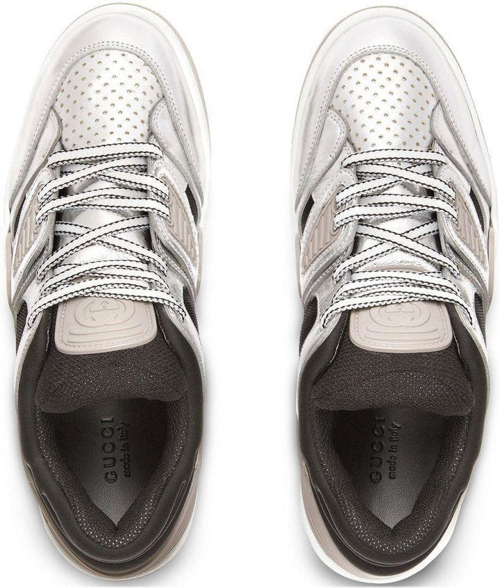ELEVATE ANY LOOK WITH THIS METALLIC-LEATHER SNEAKER.