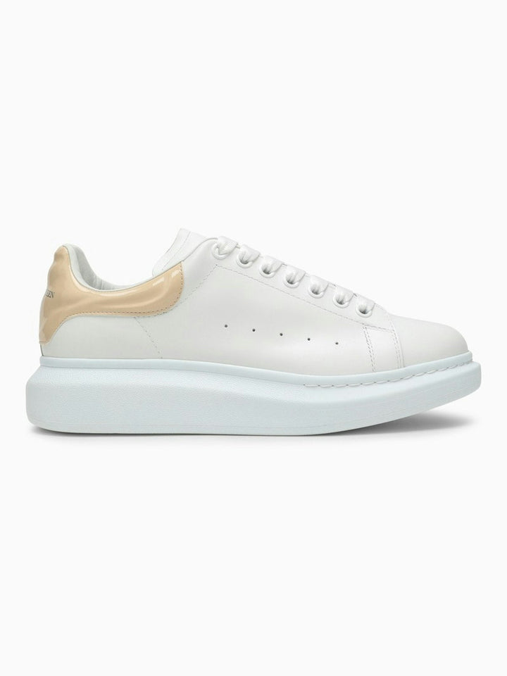 WHITE AND OYSTER OVERSIZED SNEAKERS
