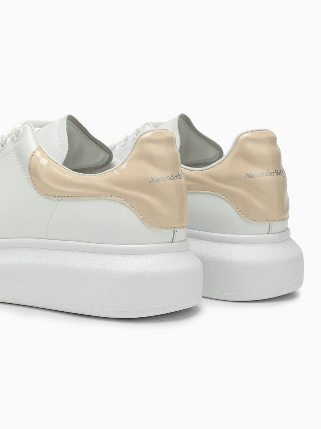WHITE AND OYSTER OVERSIZED SNEAKERS