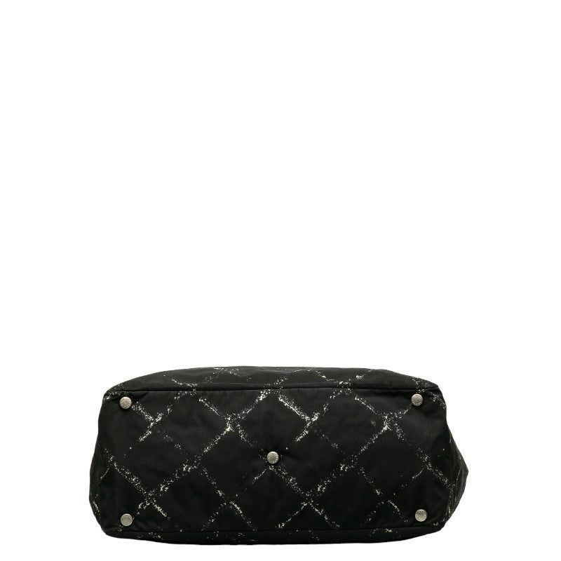 Top Quality Chanel Old Travel Line Tooth Tooth Bag Shoulder Bag Black Nylon Lady Chanel