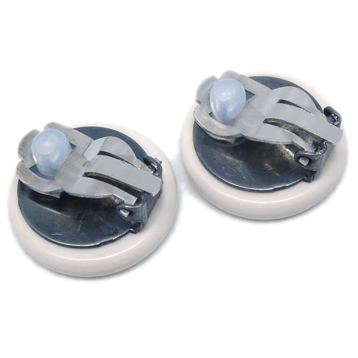 Top Quality Chanel White Button Earrings Clip-On 96P