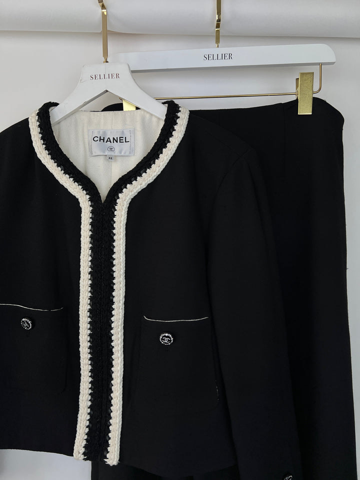 *SUPER HOT* Chanel 22C Black, White Metallic Tweed Trim Silk Jacket and Wide-Leg Trouser Set with Crystal CC Logo Detail Size FR 42-44 (UK 14-16) Jacket RRP ¬£5,420