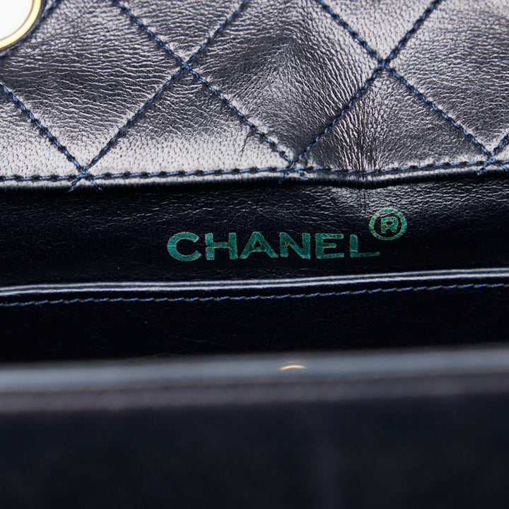 Top Quality Chanel Vintage Matrasse Chain Shoulder Bag Navy White Lambskin