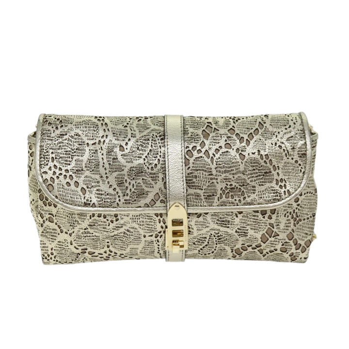Burberry Chain Shoulder Bag Leather Gold Auth 74996