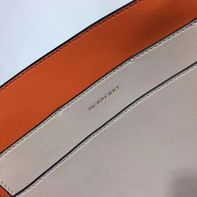Burberry Bags - BG Bags - 1081