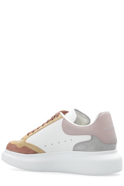 OVERSIZED SNEAKER
