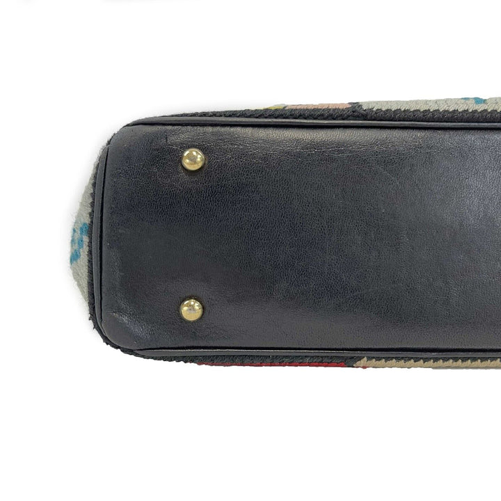 Chanel - Multicolor Knit Needlepoint Patchwork CC Shoulder Bag