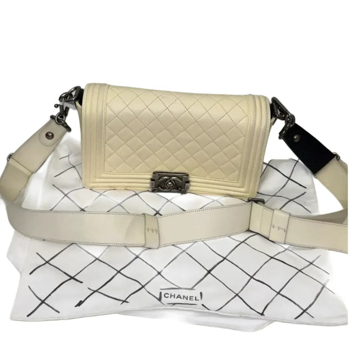 Top Quality Chanel Leboy medium year2011 B22-43