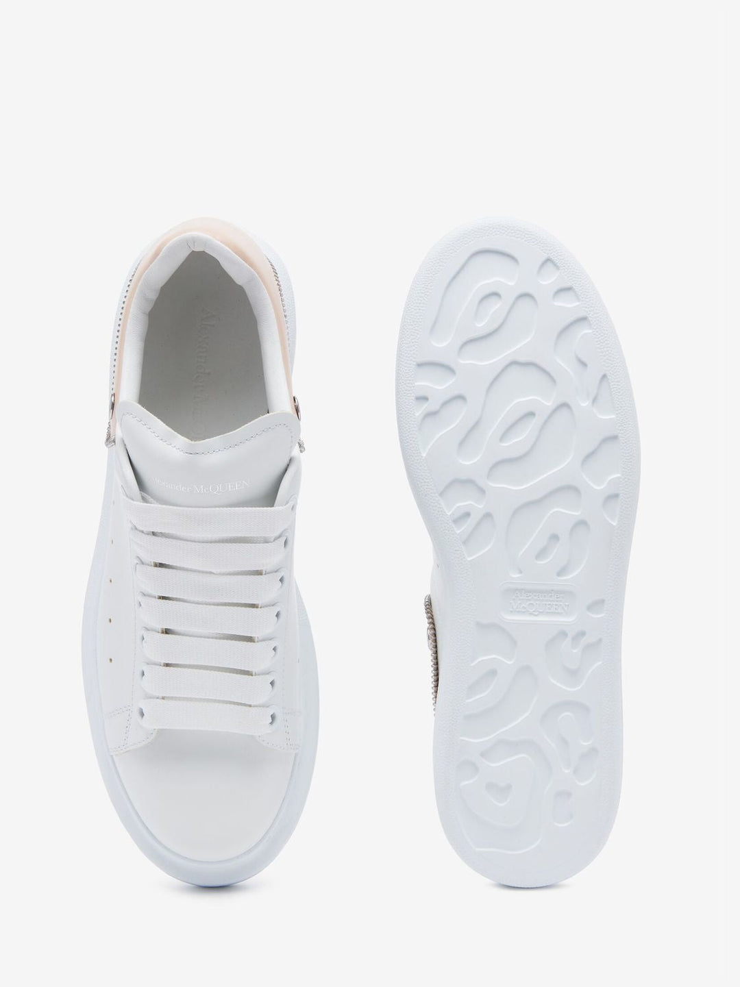 OVERSIZED SNEAKER