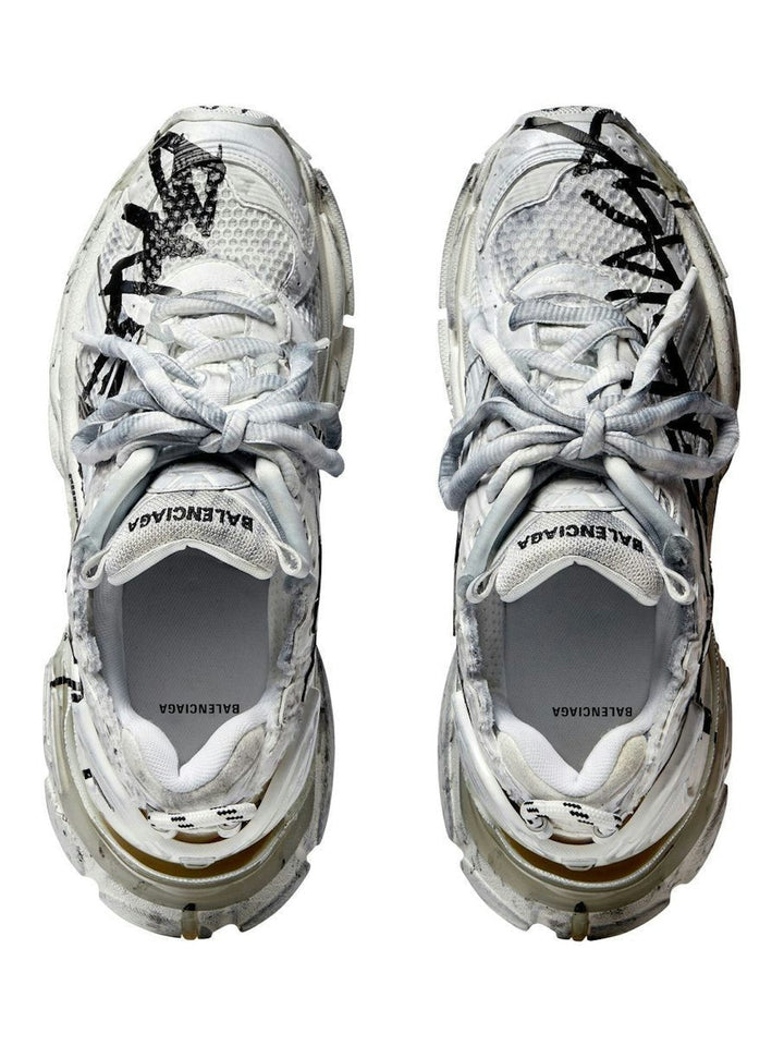 RUNNER SNEAKER