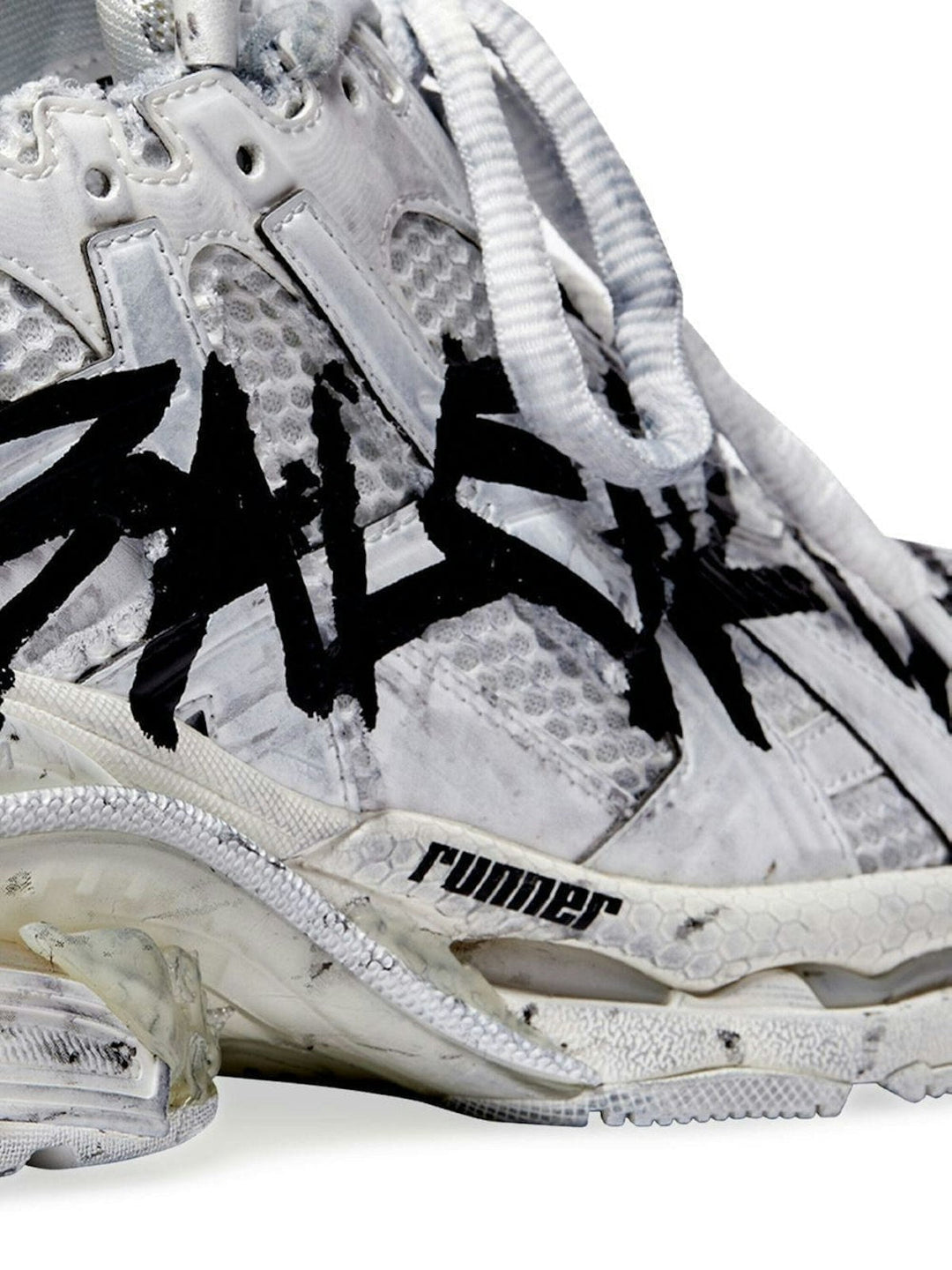 RUNNER SNEAKER