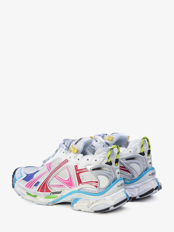 RUNNER