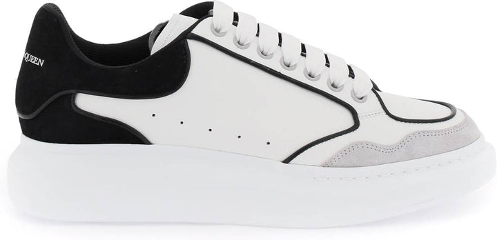 WHITE/BLACK OVERSIZE SNEAKER
