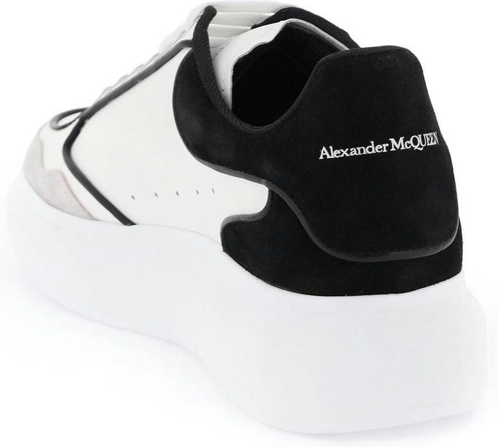 WHITE/BLACK OVERSIZE SNEAKER