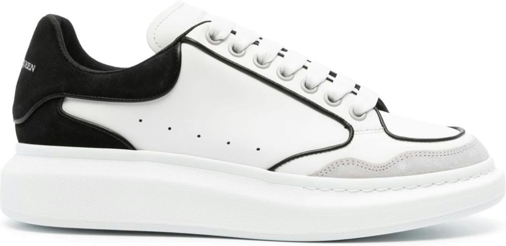 OVERSIZED LEATHER SNEAKERS