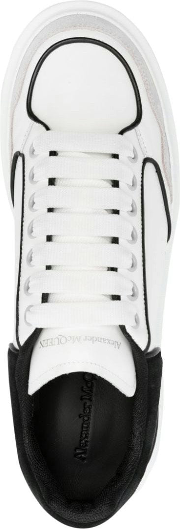 OVERSIZED LEATHER SNEAKERS
