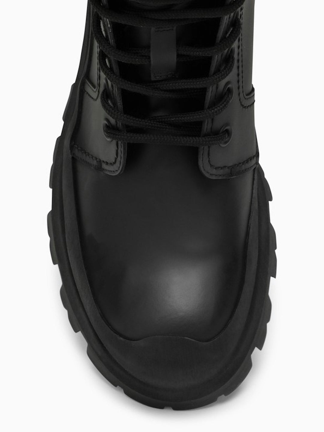 WANDER LEATHER LACE-UP BOOTS