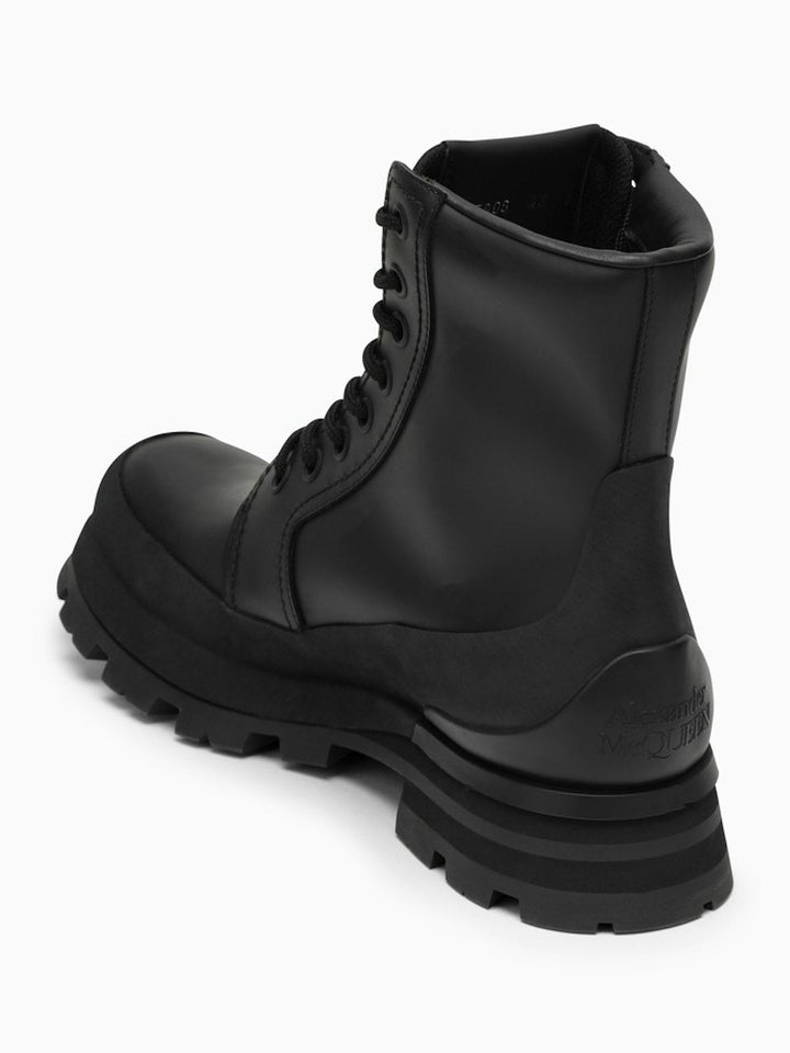 WANDER LEATHER LACE-UP BOOTS