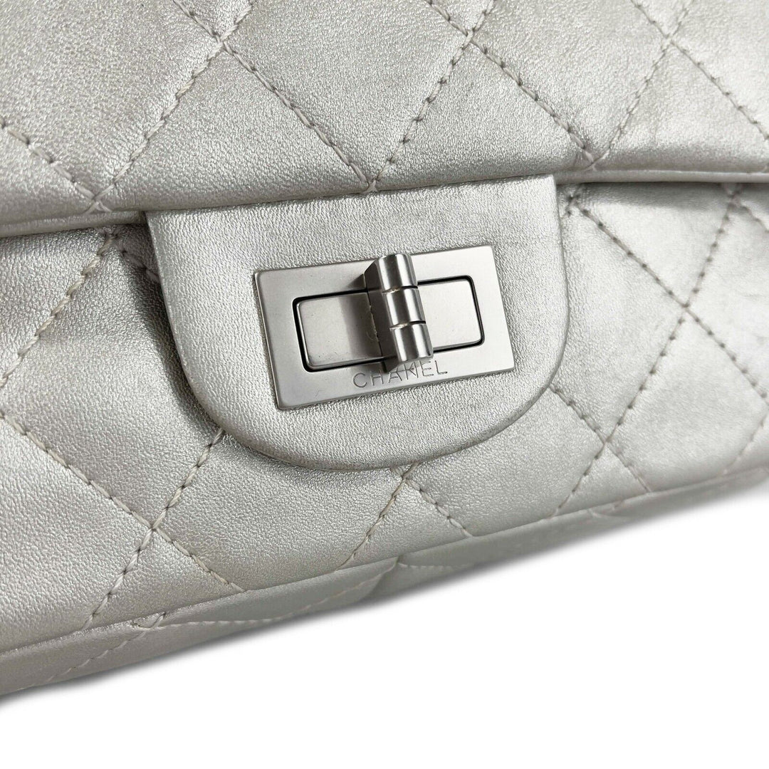 Chanel - Metallic Calfskin Quilted 2.55 Reissue 227 Double New - Shoulder Bag
