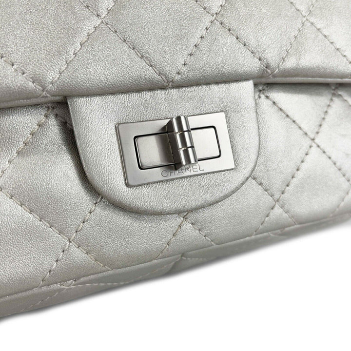 Chanel - Metallic Calfskin Quilted 2.55 Reissue 227 Double New - Shoulder Bag