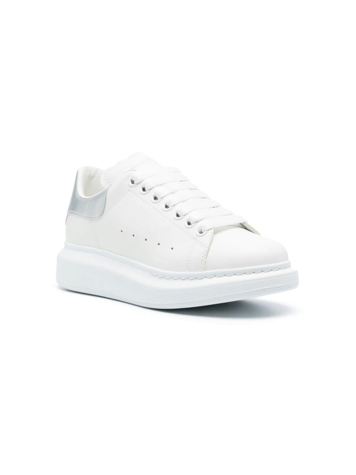 OVERSIZED LEATHER SNEAKERS