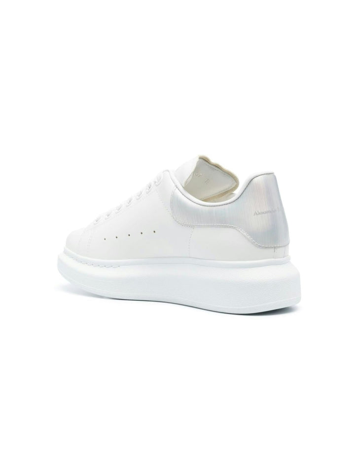 OVERSIZED LEATHER SNEAKERS