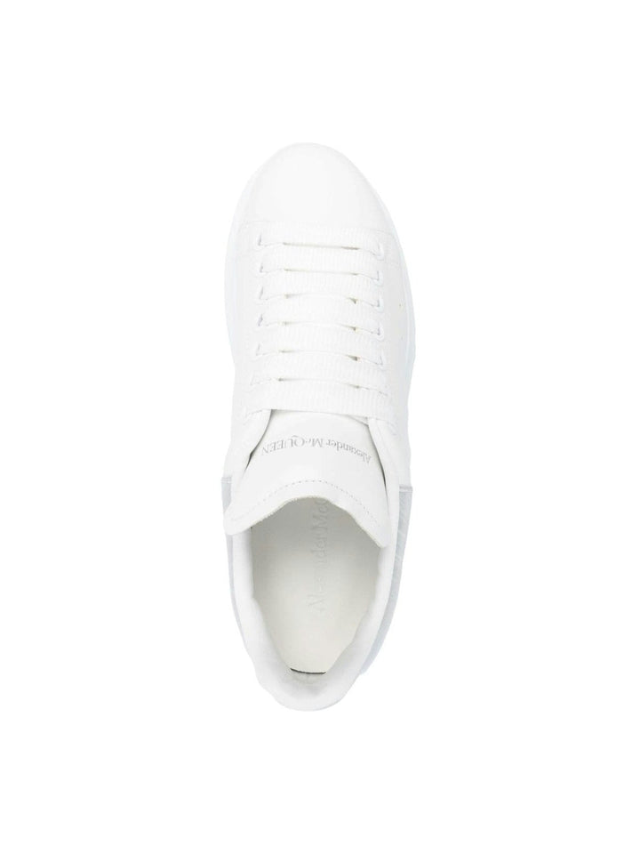 OVERSIZED LEATHER SNEAKERS