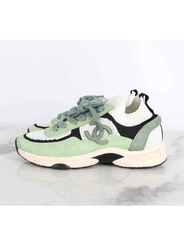 cc logo knit sneakers 37 240 Chanel