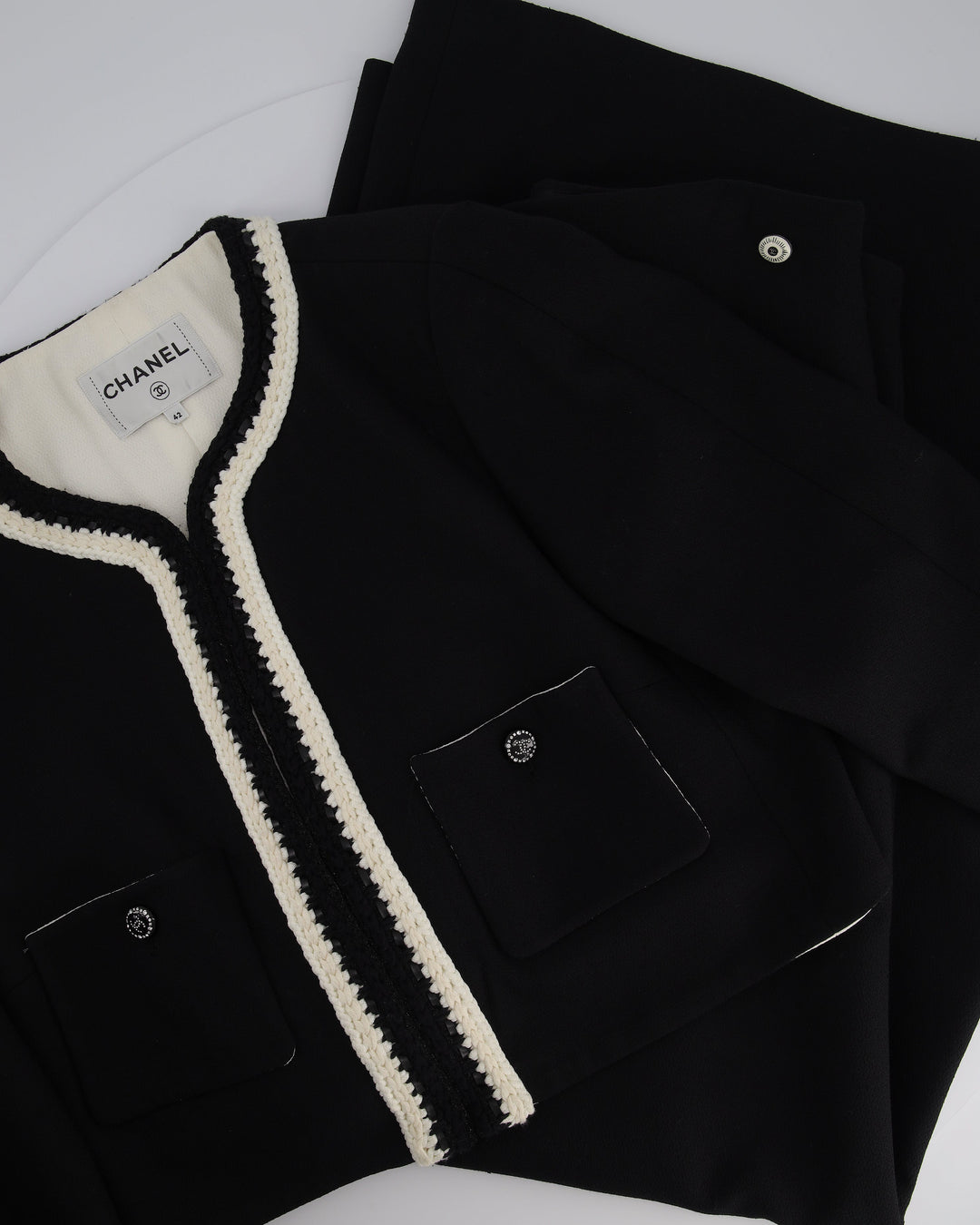 *SUPER HOT* Top Quality Chanel 22C Black, White Metallic Tweed Trim Silk Jacket and Wide-Leg Trouser Set with Crystal CC Logo Detail Size FR 42-44 (UK 14-16) Jacket RRP ¬£5,420