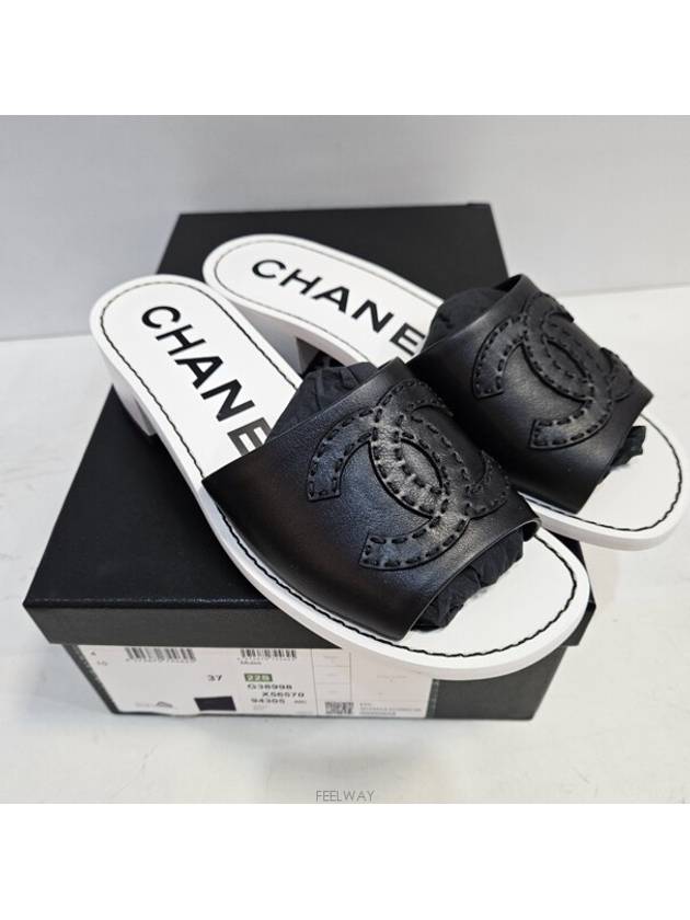 women sandals Chanel