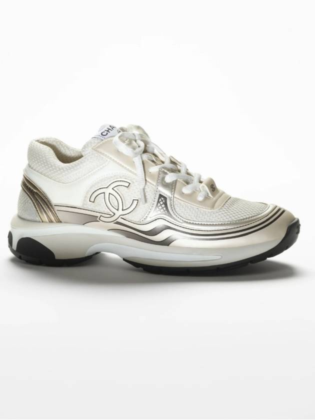 Women CC Logo Fabric Laminated Low Top Sneakers Silver Ivory Chanel