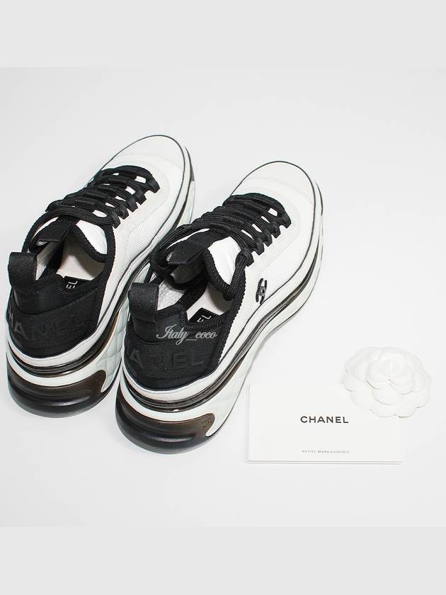 Fabric Suede Calfskin Low-Top Sneakers Dark Grey Chanel