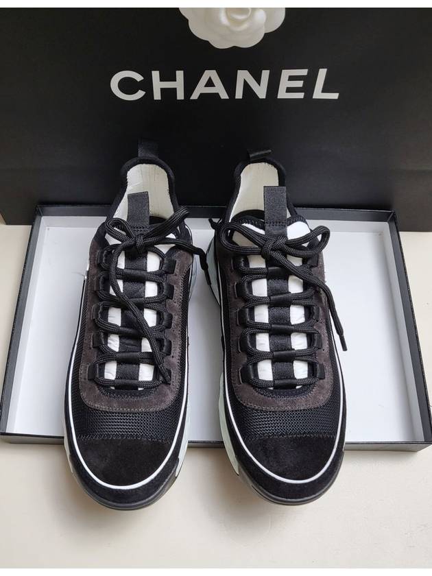 Fabric Suede Calfskin Low-Top Sneakers Dark Grey Chanel