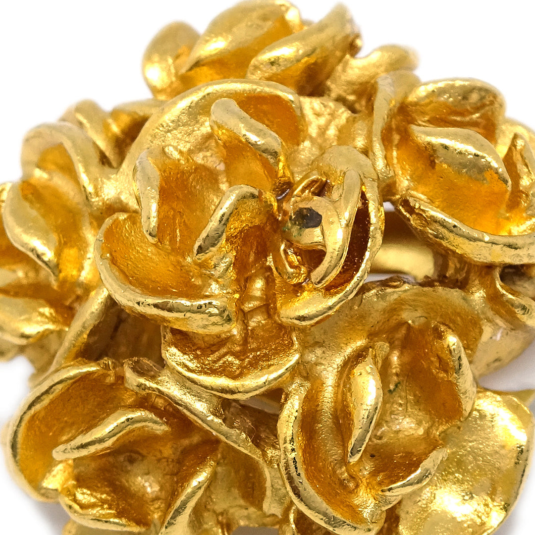 Top Quality Chanel Flower Earrings Clip-On Gold 99P