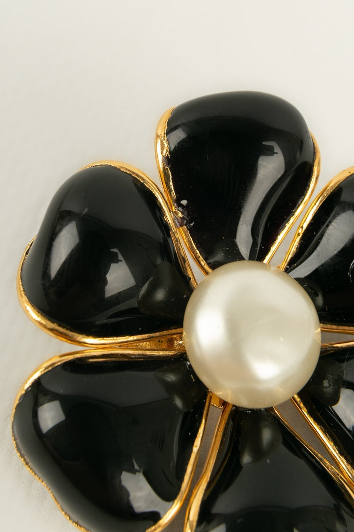 Broche cam√©lia Top Quality Chanel Automne 1995