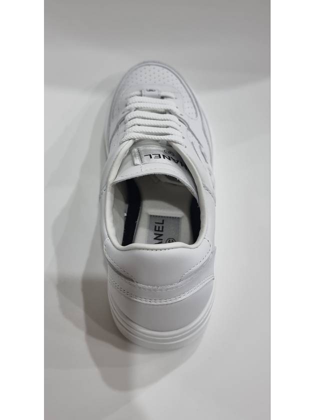 CC Logo Calfskin Low Top Sneakers White Chanel