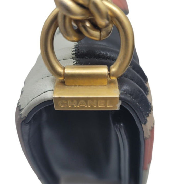 Chanel Boy Shopper