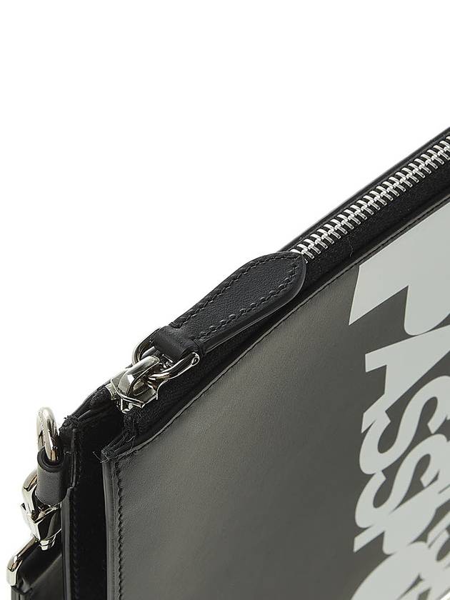Burberry Universal Passport Leather Clutch Bag Black