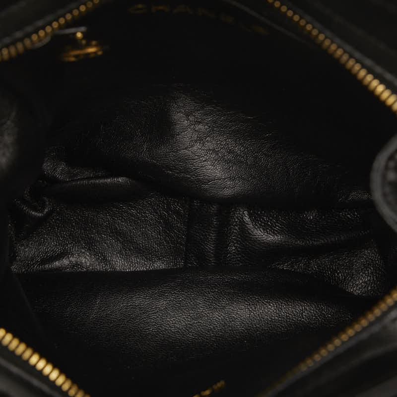 Top Quality Chanel Vintage Chain Shoulder Bag in Lambskin Black