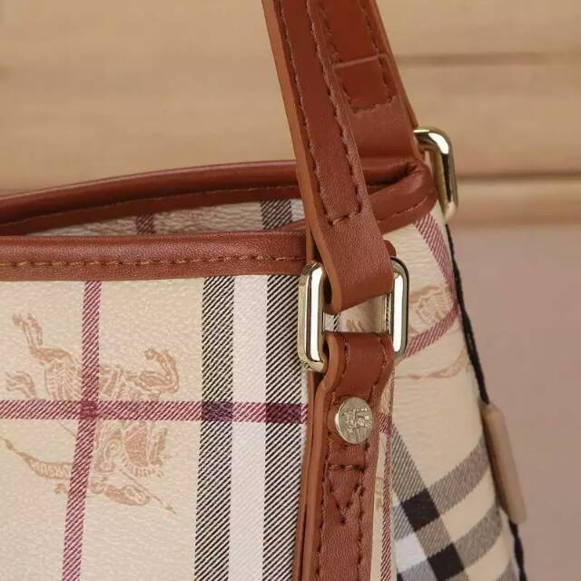 Burberry Bags - BG Bags - 1142