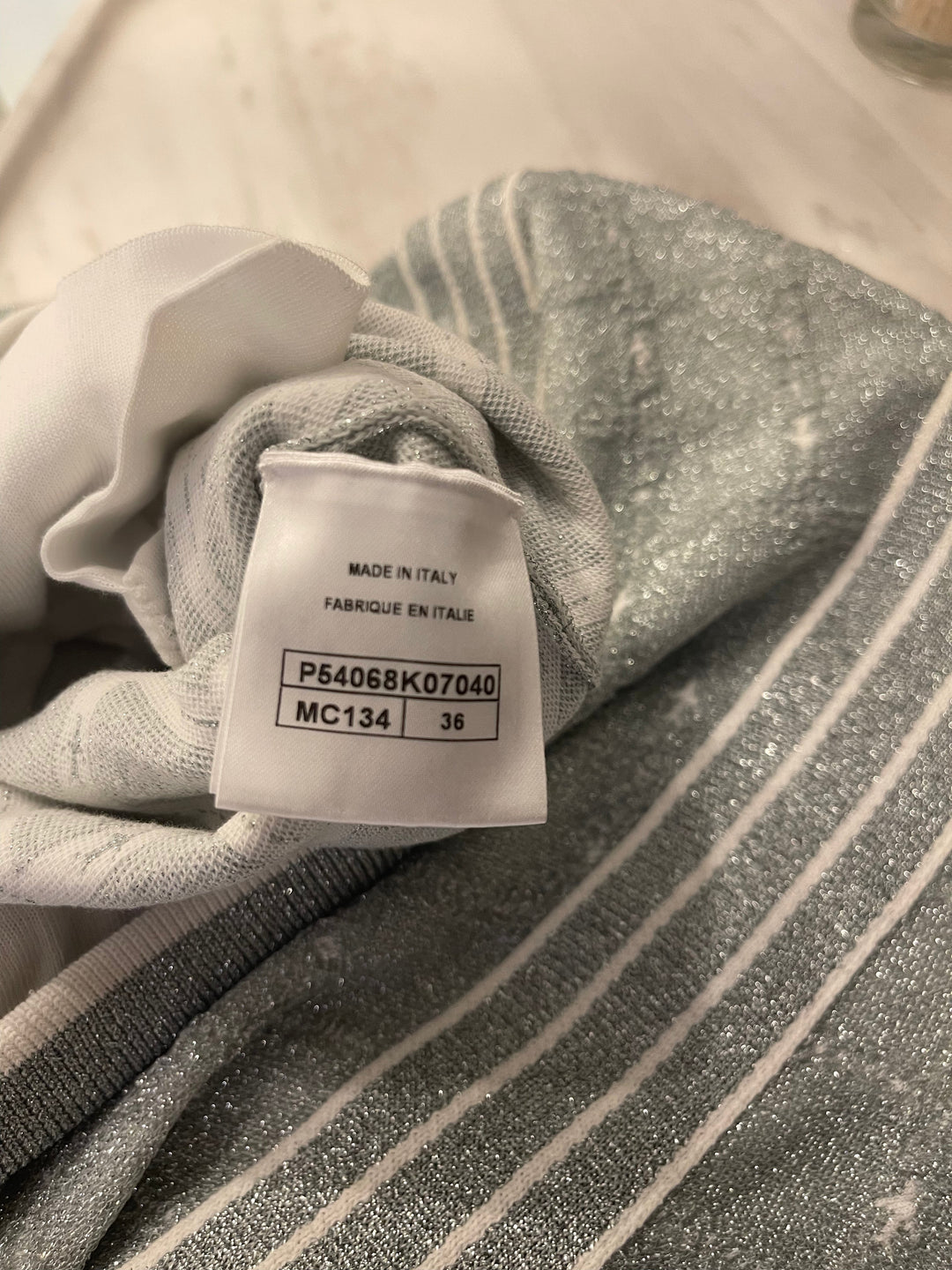 *HOT COLLECTION* Top Quality Chanel Spring / Summer 2016 Grey Metallic Airline Collection Jumper with Zip and Plane Details Size FR 36 (UK 8) RRP ¬£2,400